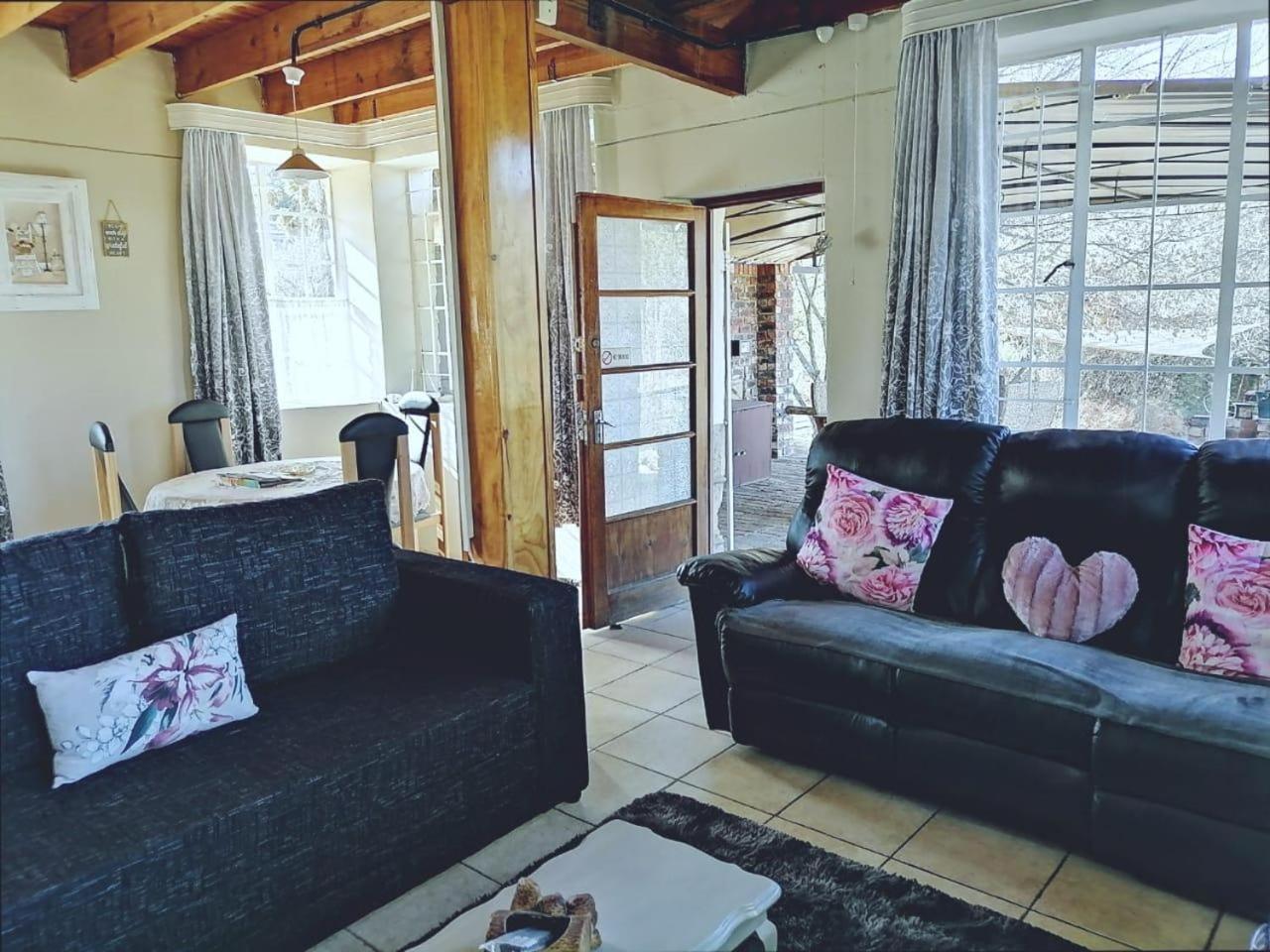 Gentle Presence Cottages Clarens Exterior foto